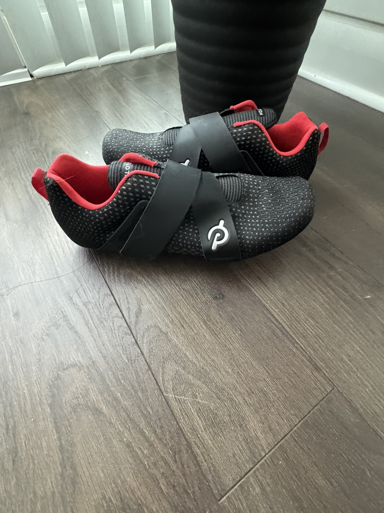 Like new peloton altos cycling shoes - photo 4