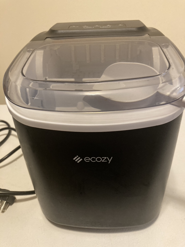 ECOZY Ice Maker