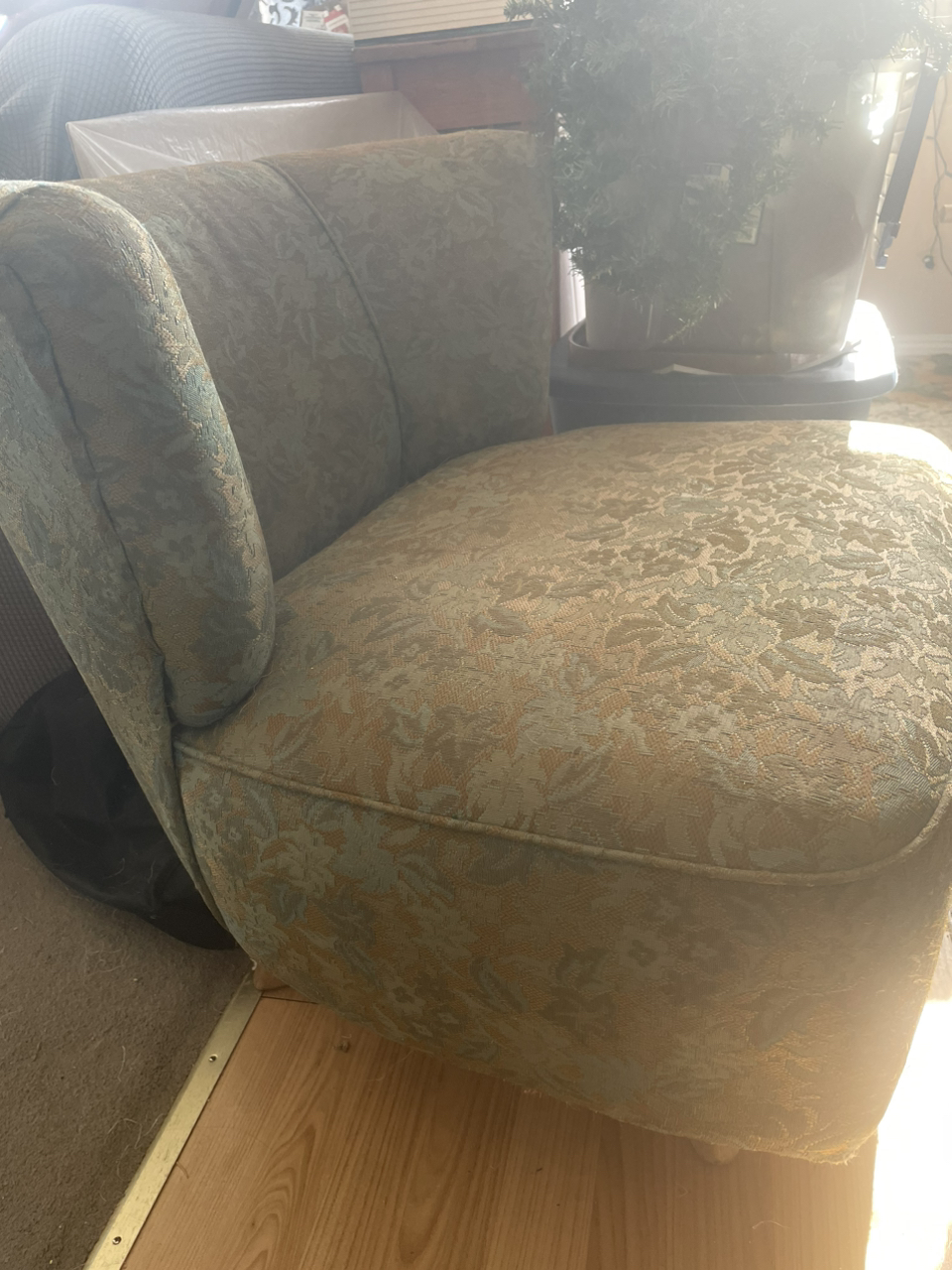 Antique chair  #freecycle - photo 3