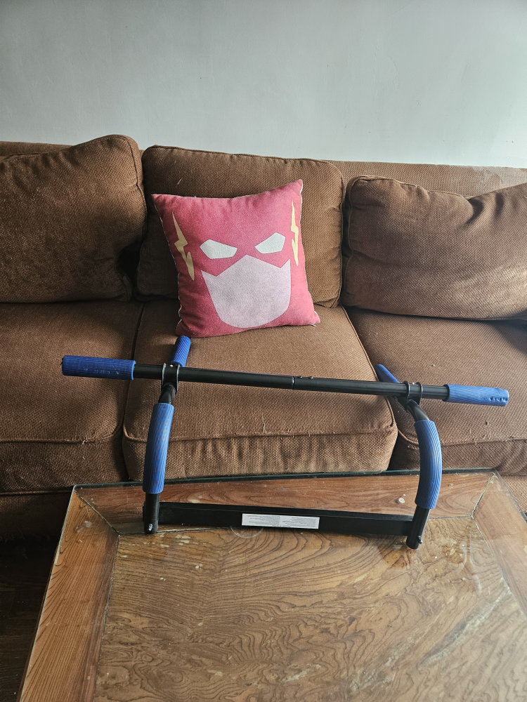 Doorway Pull up bar