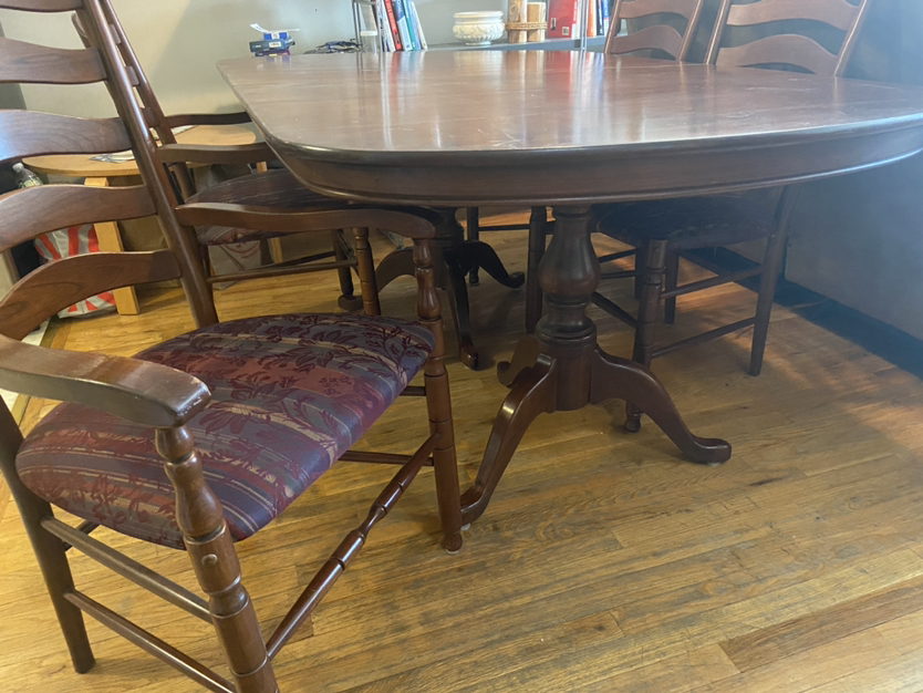 S. Brothers Vintage Dining Set - photo 2