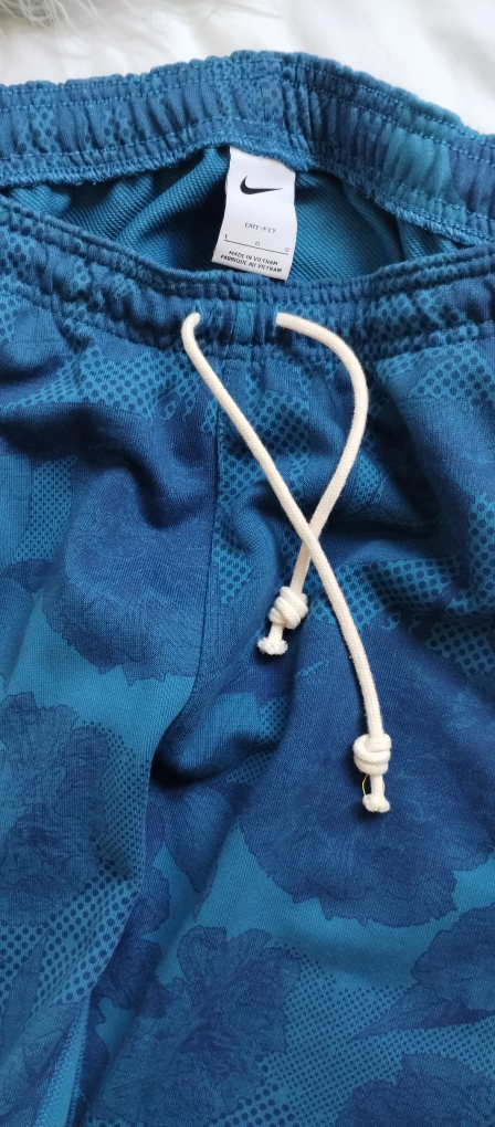 Nike Dri fit Joggers L thumbnail