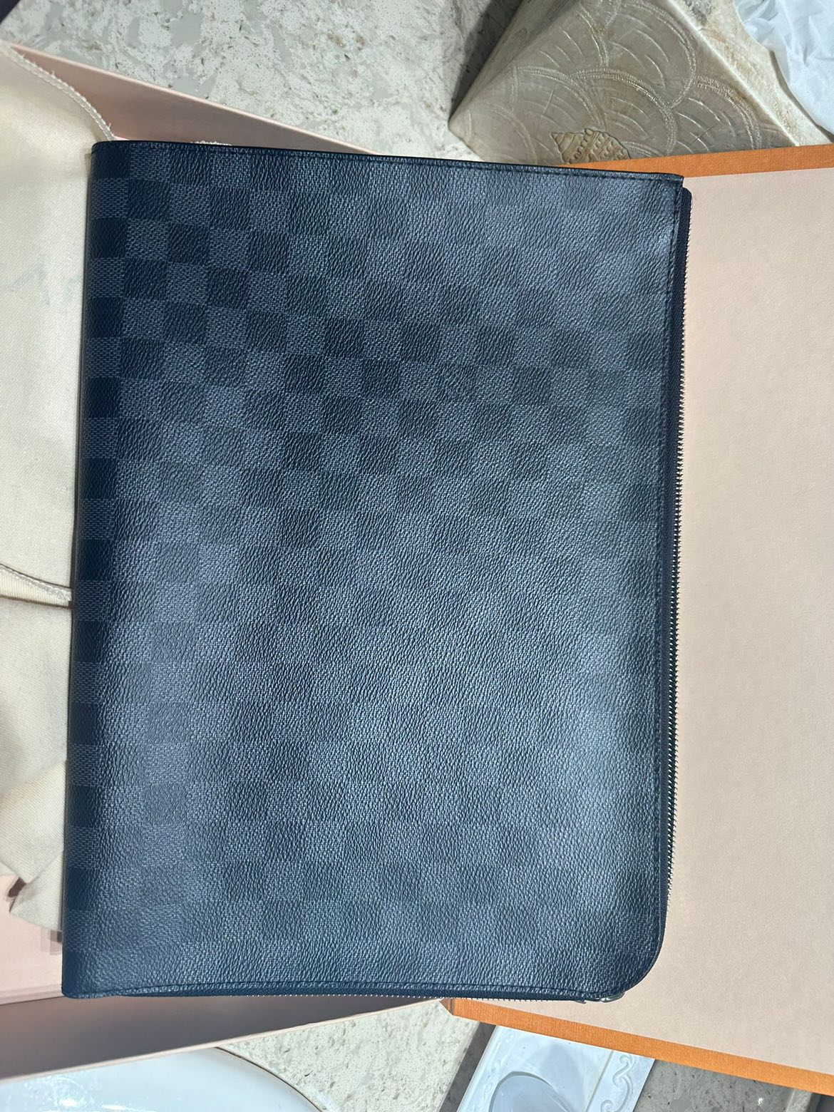 LV pouchette - photo 4