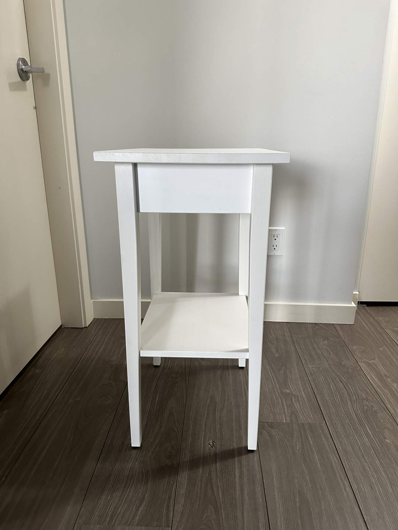 IKEA Hemnes side table - photo 2