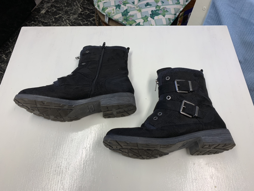 💥White Mountain Spring Boots image indicator(3)