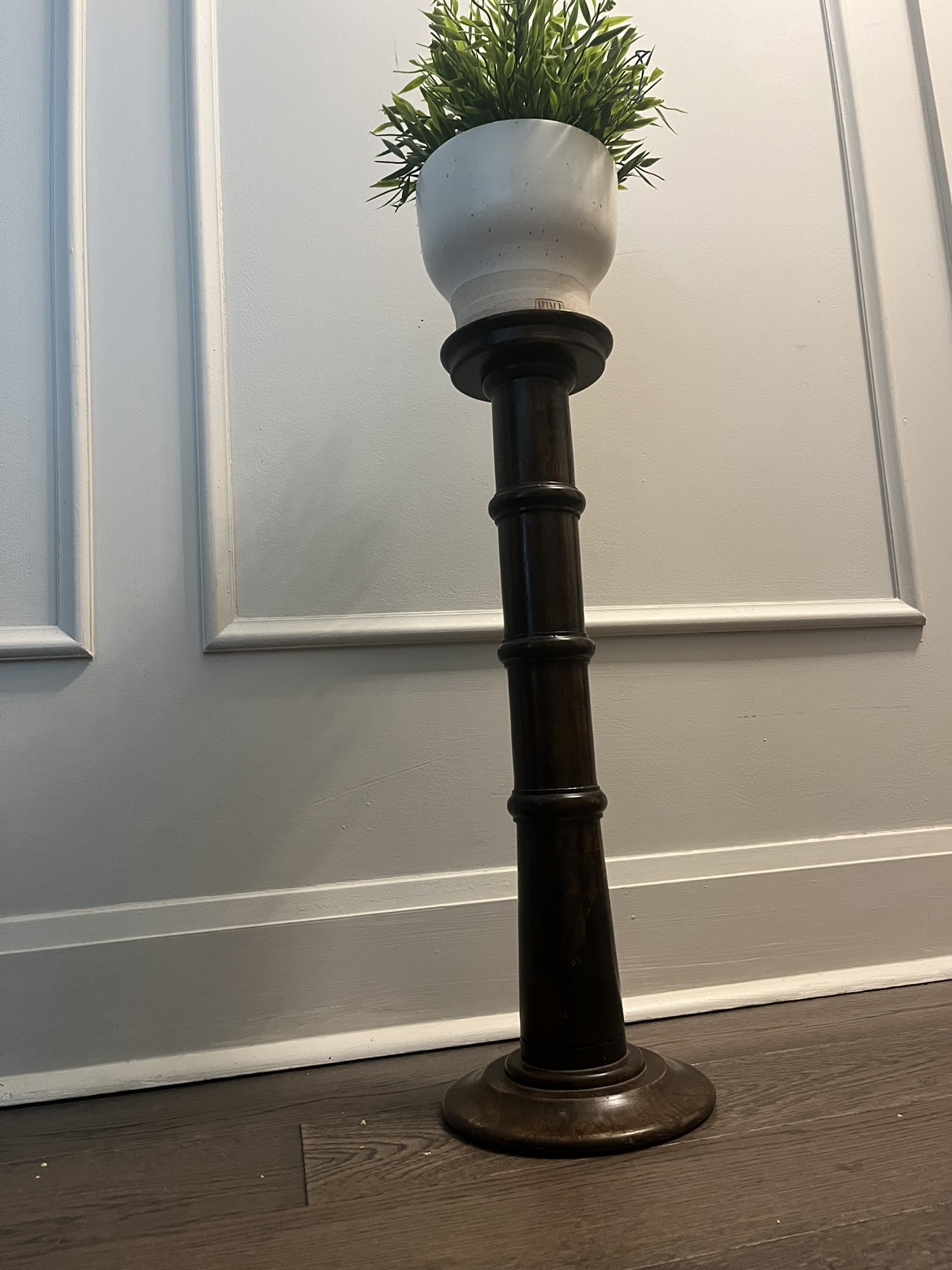 Eclectic wooden stand for plants, candles and more image indicator(2)