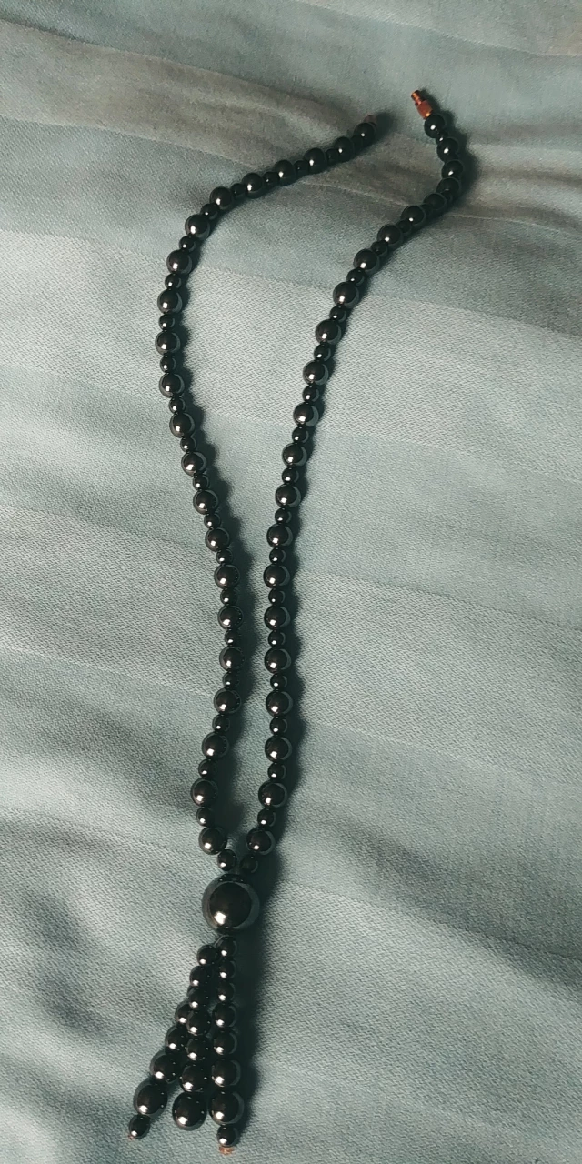 Hematite Necklace image indicator(2)