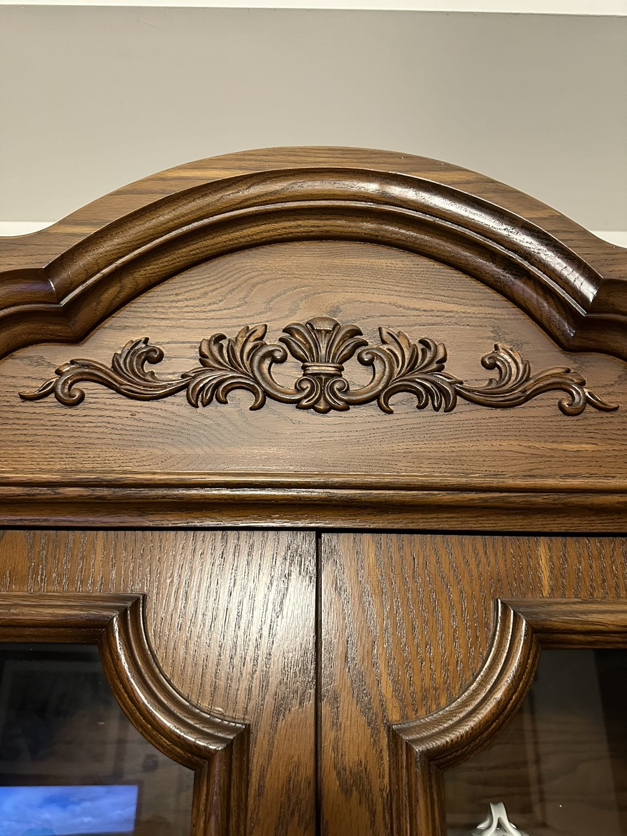 Wooden Wall Unit (Moving sale) image indicator(7)