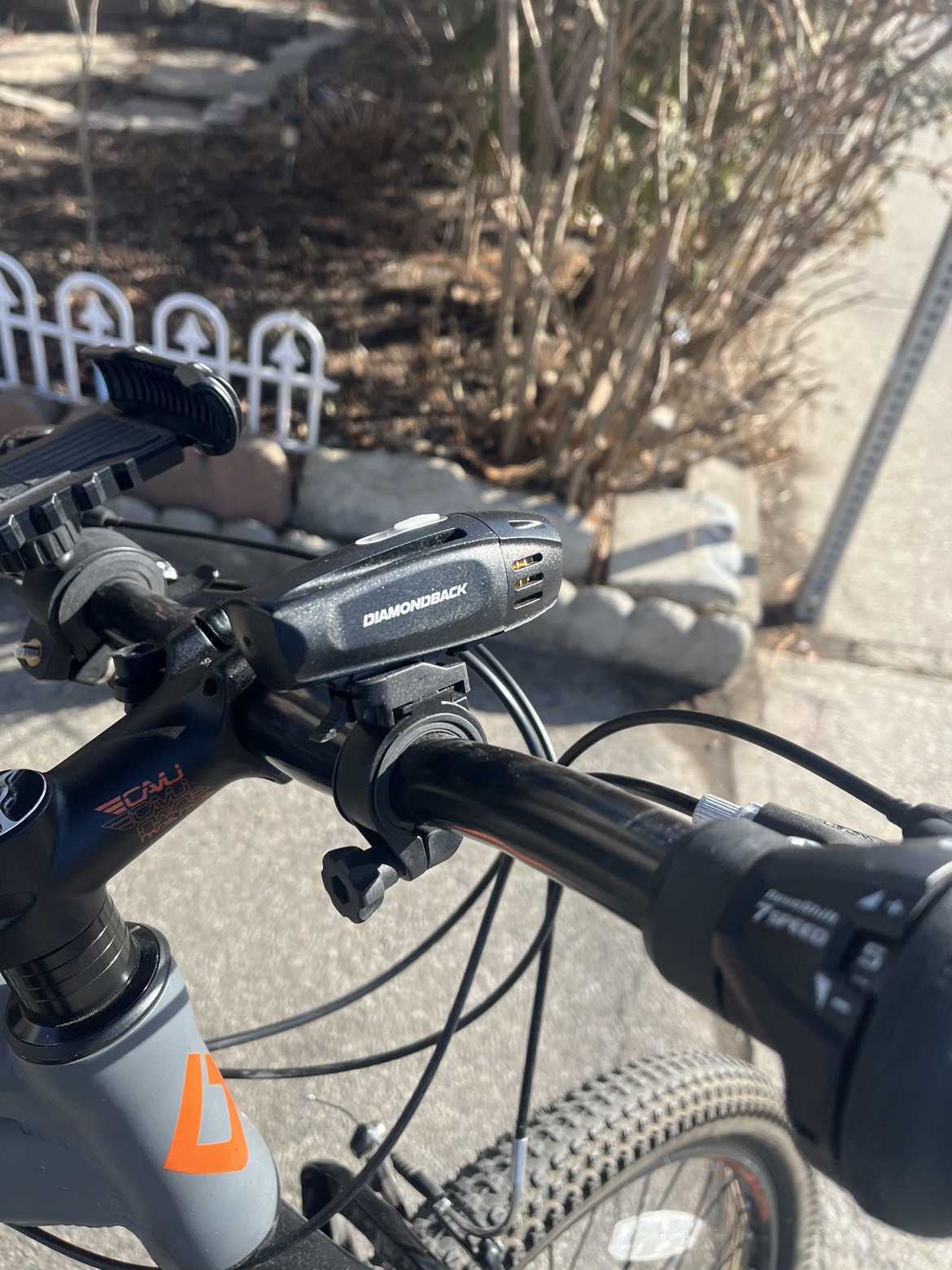 Unisex Diamondback commuter bike Medium frame Mint condition image indicator(7)