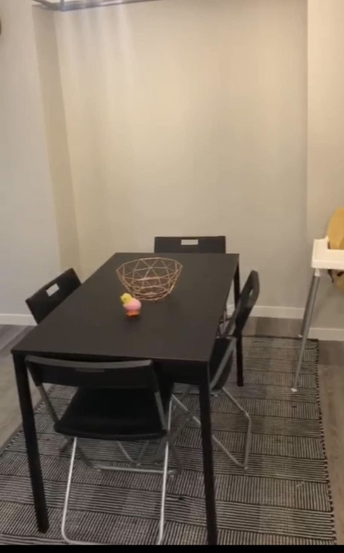 Dining table with 4 chairs, pick up only SW