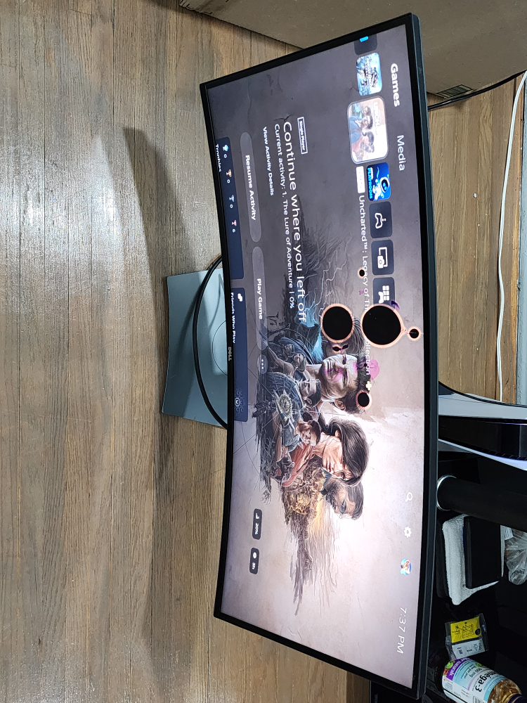 dell Ultrasharp 34-Inch WQHD curved monitor screen damaged - photo 3