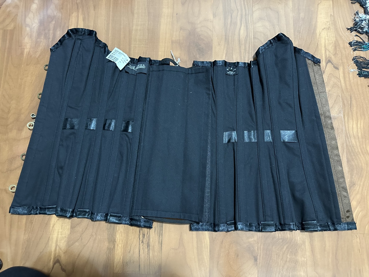 top drawer by daisy corsets image indicator(3)