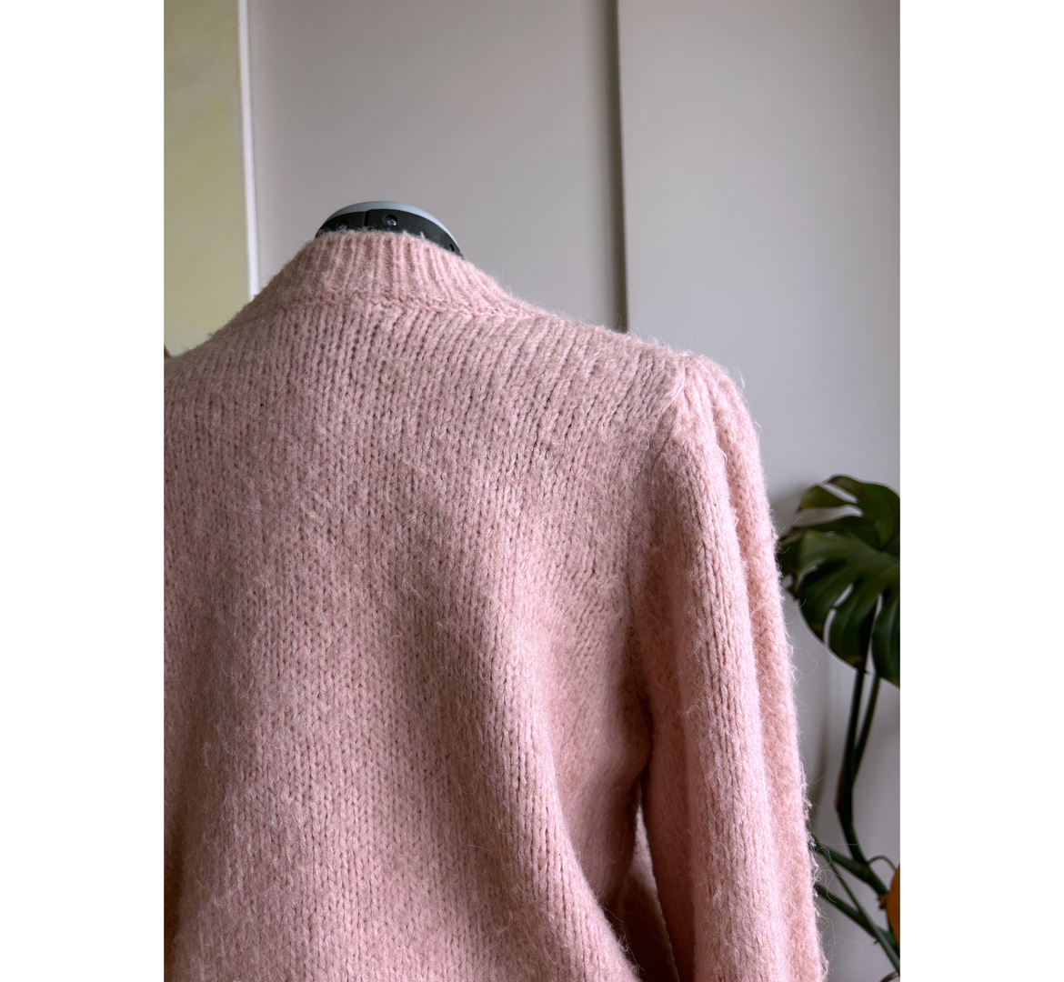 Vero Moda Pink Knit Sweater🥕 image indicator(5)