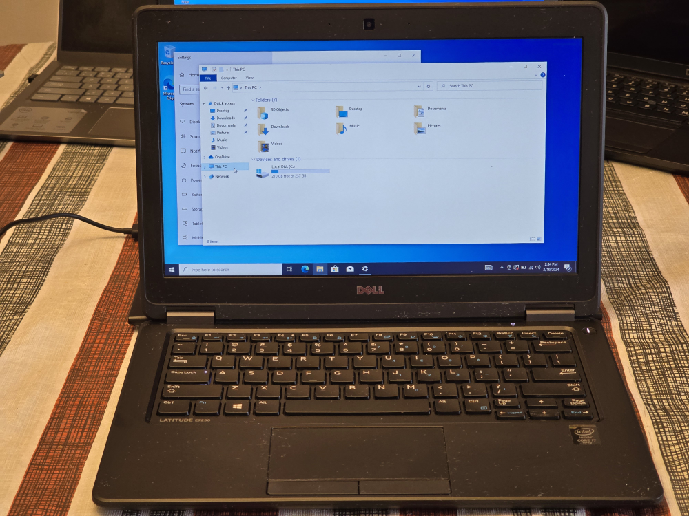 Dell Latitude E7450 14" Core i7 - 5th Gen 8G 256G - photo 4