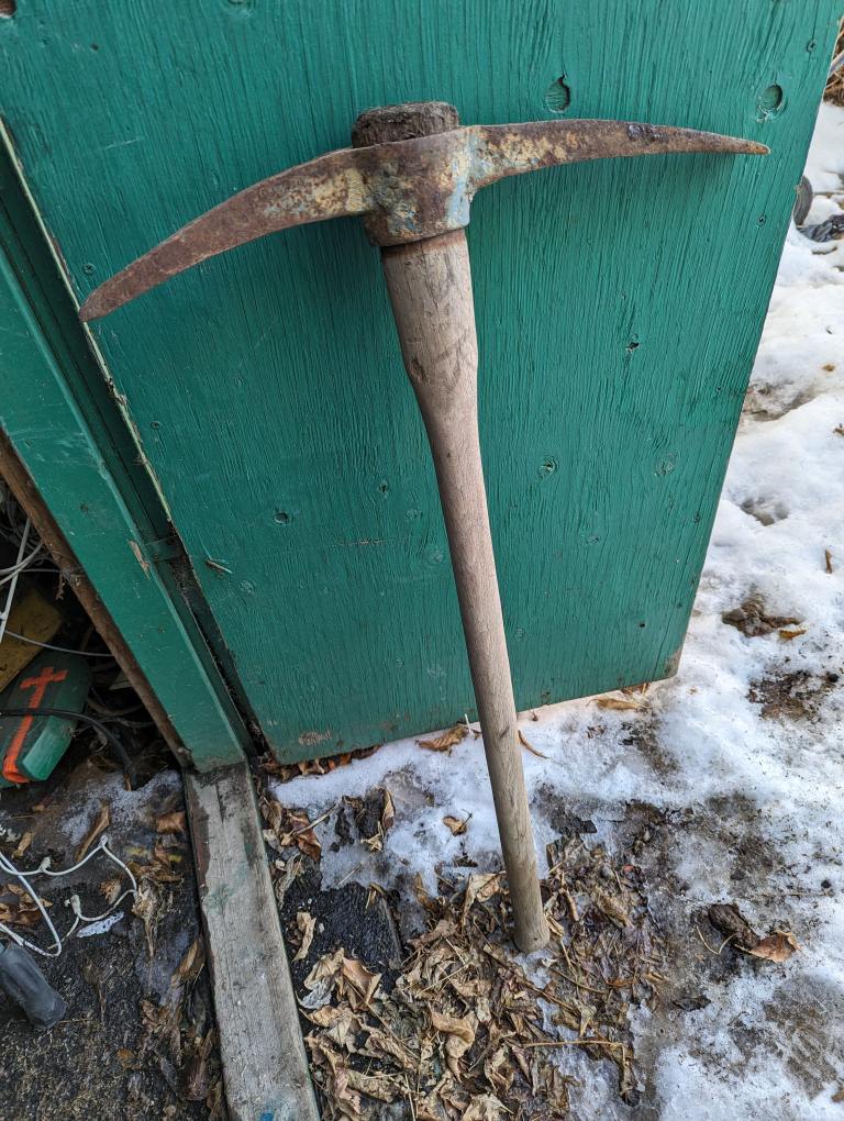 cool vintage pickaxe in amazing shape