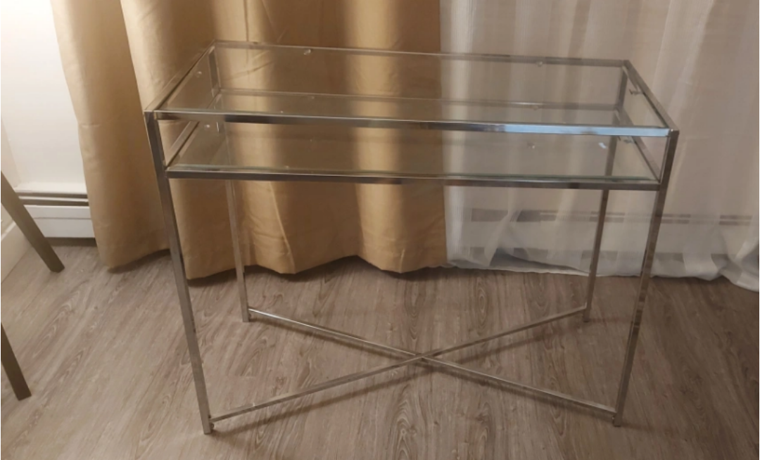 console table - photo 5