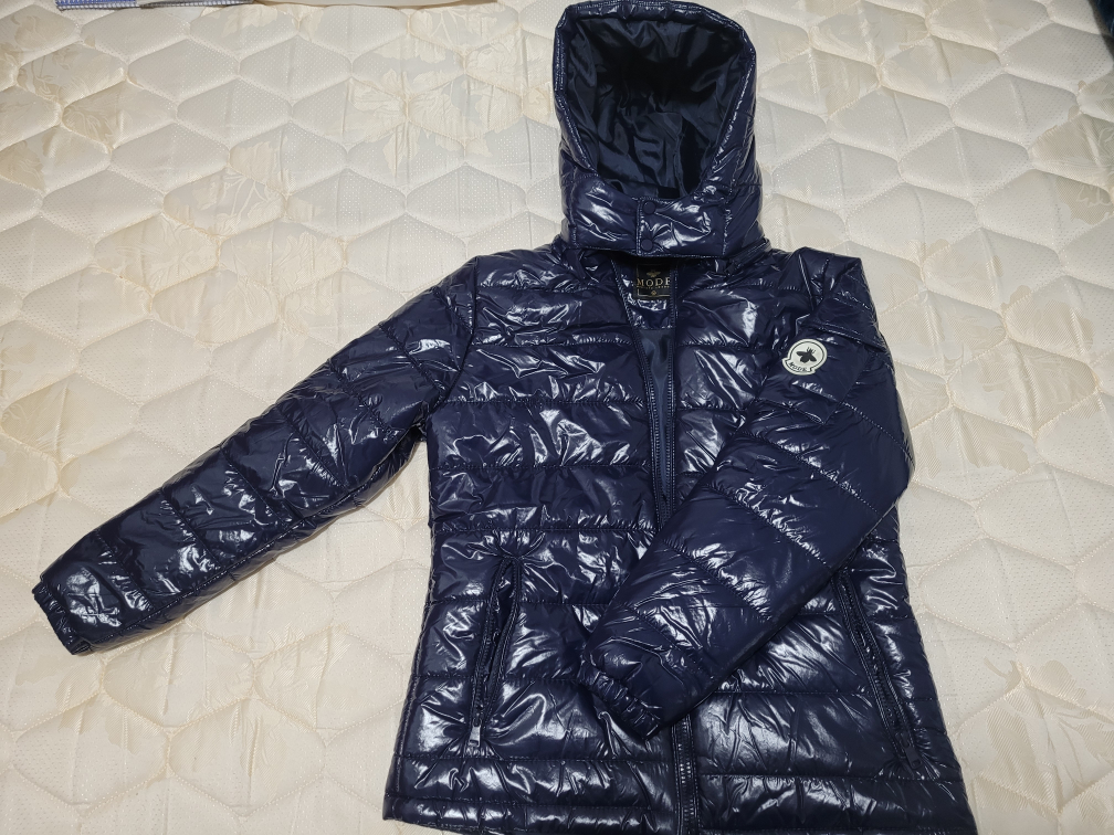 winter jacket for anyone - photo 5