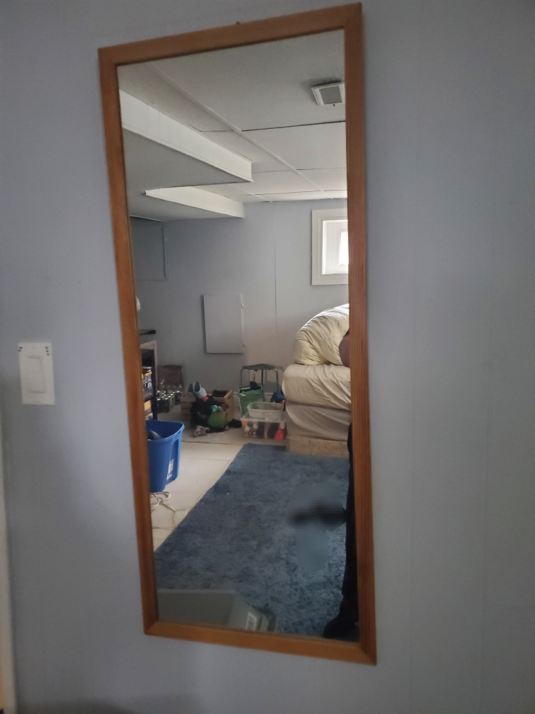 Mirror thumbnail