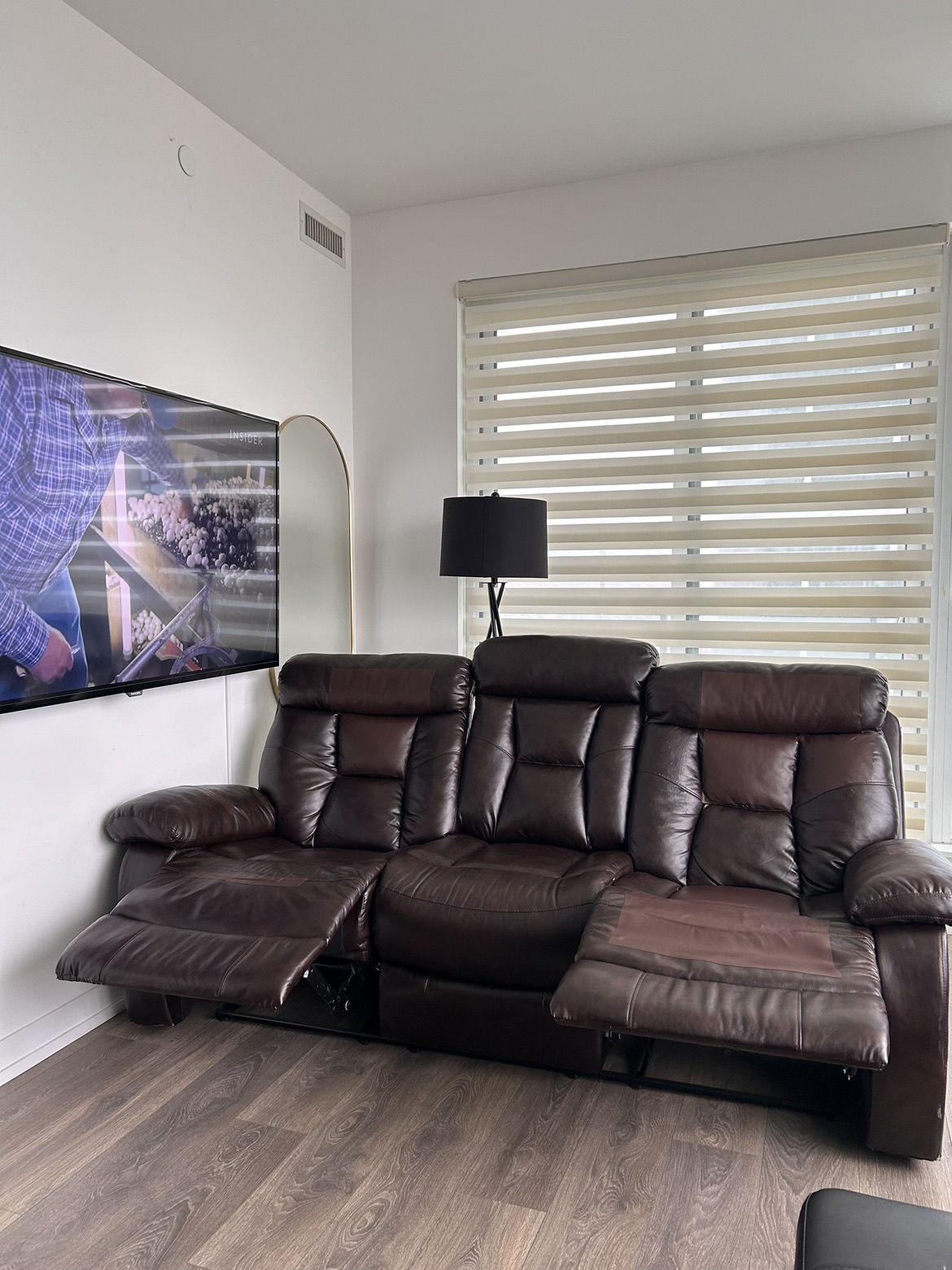 Recliner Couch image indicator(8)