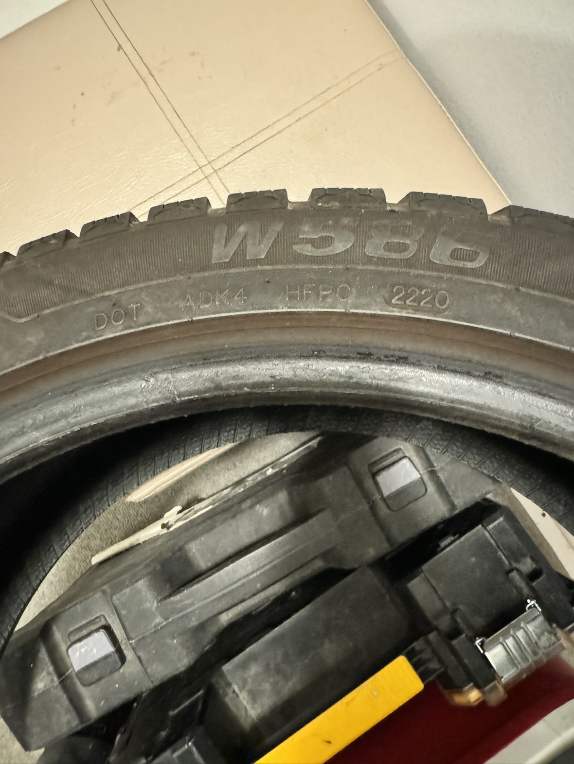 Winter tires for sale image indicator(3)