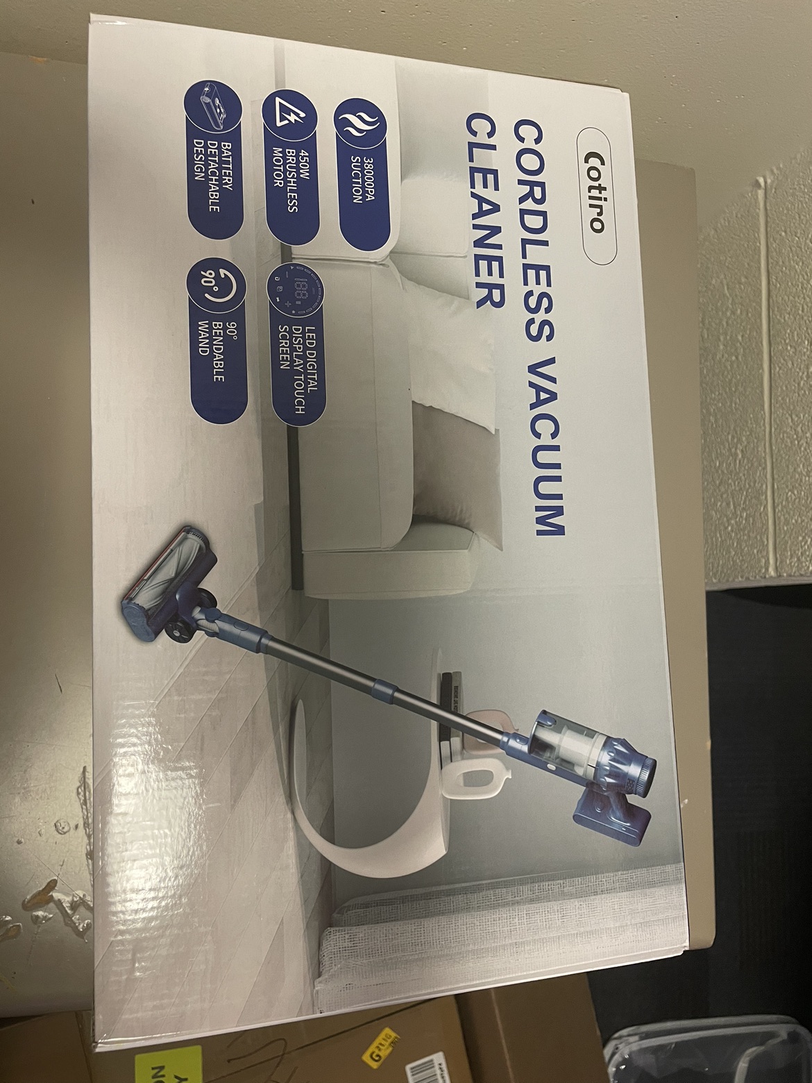 NEVER OPENED cordless vacuum cleaner