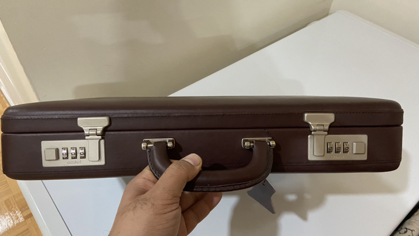 Leather Brief Case image indicator(3)