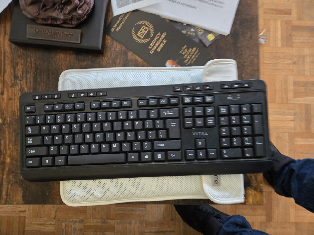 Toshiba dynabook tecra laptop image indicator(7)