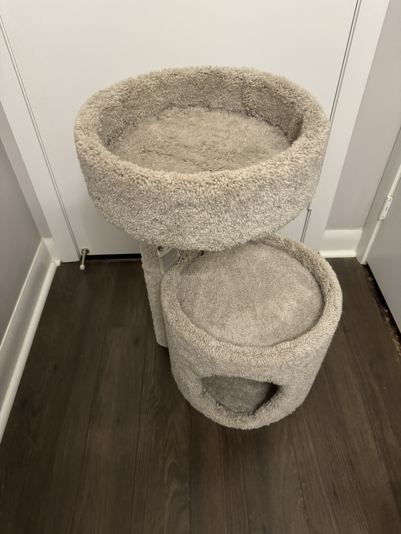 Cat tree thumbnail