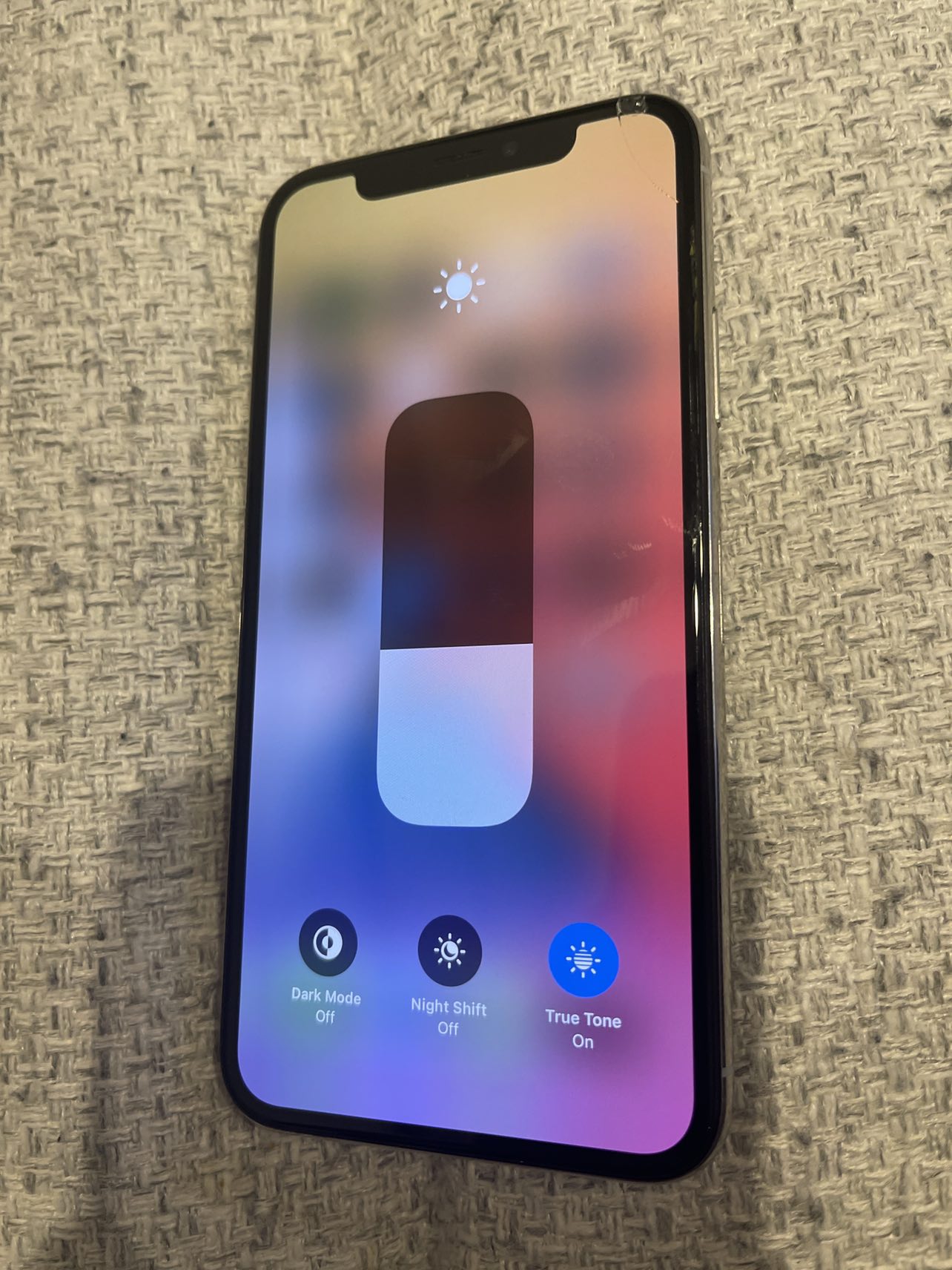 iPhone X 64gb 83% battery