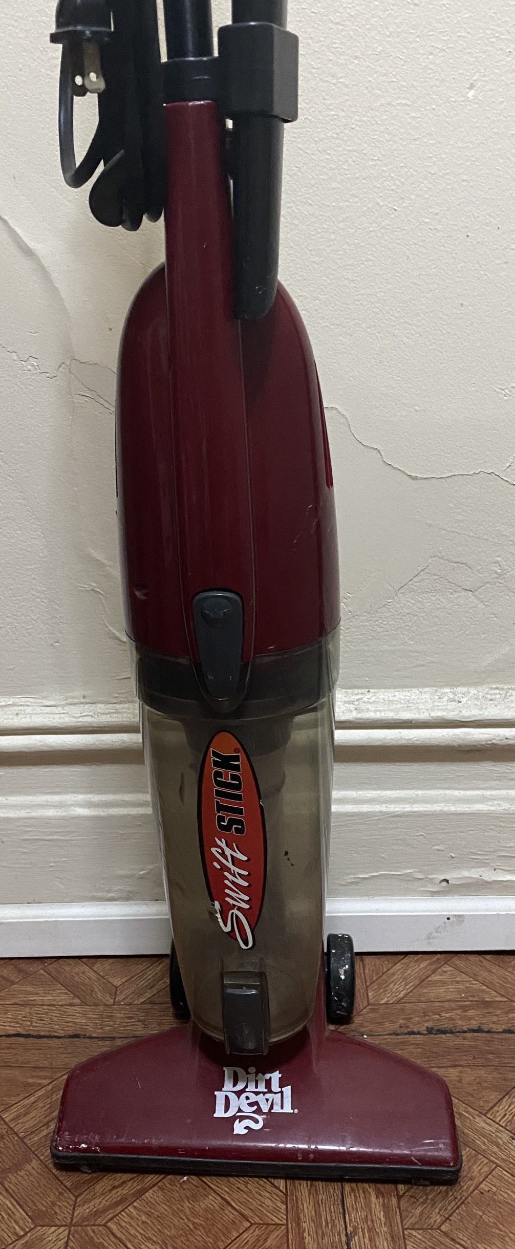 Vacuum Dirt Devil #freecycle image indicator(2)