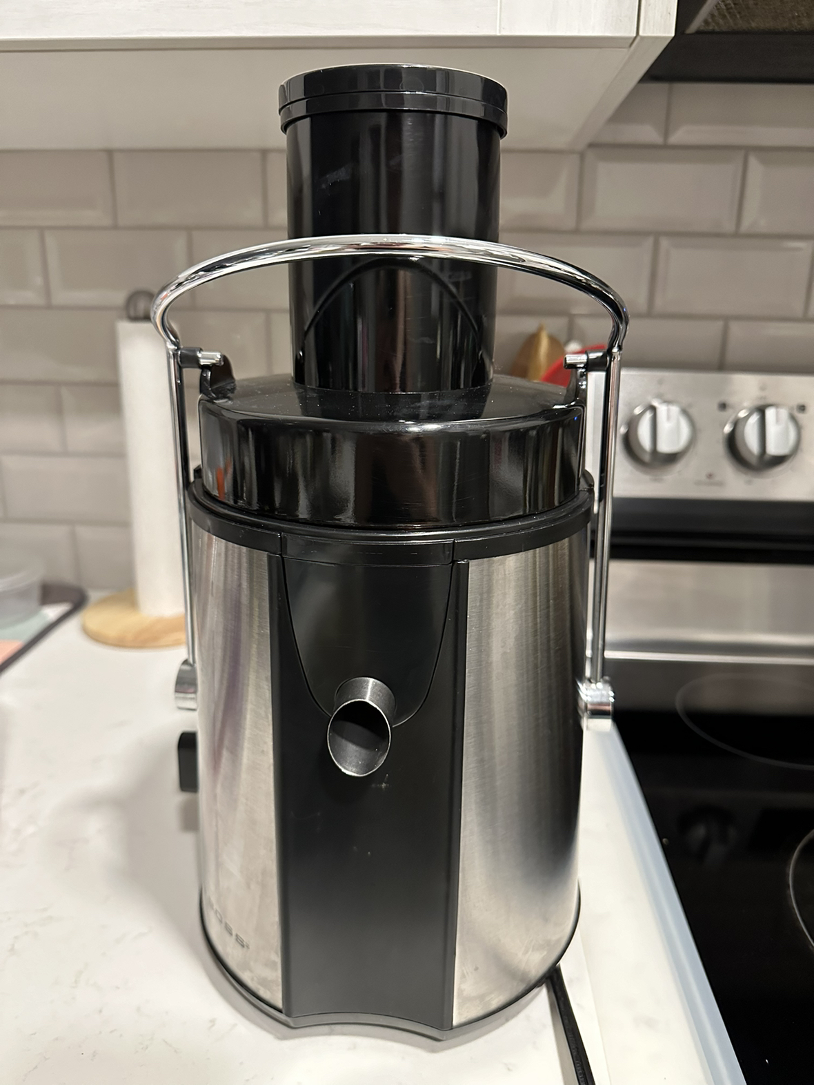 Cold press juicer