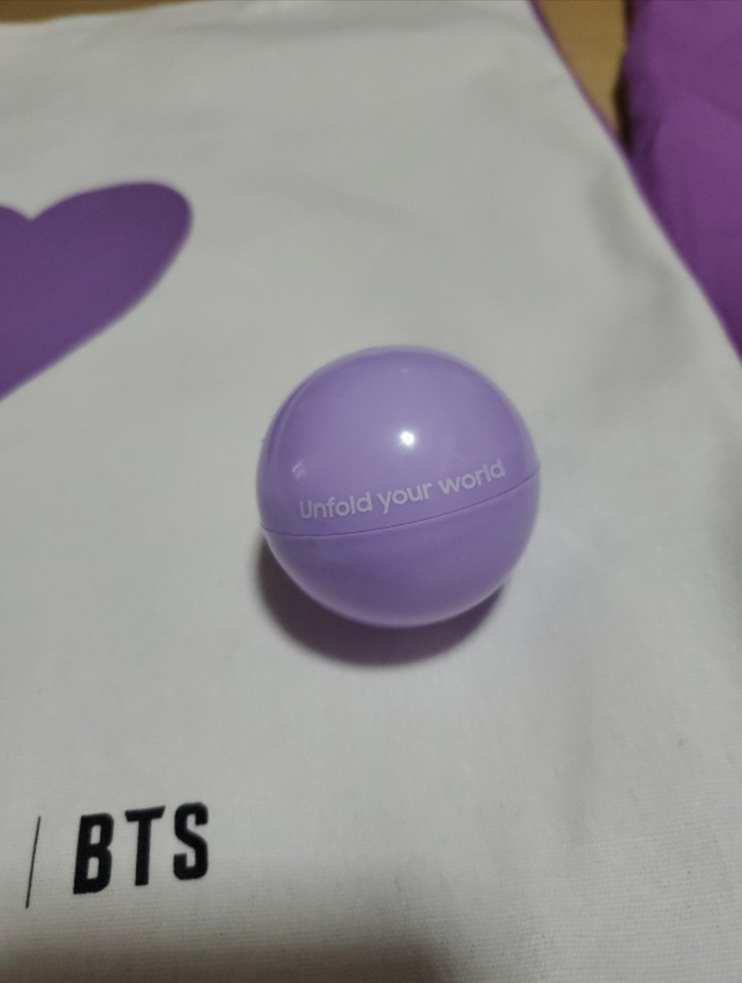BTS X SAMSUNG tote bag and balls image indicator(2)