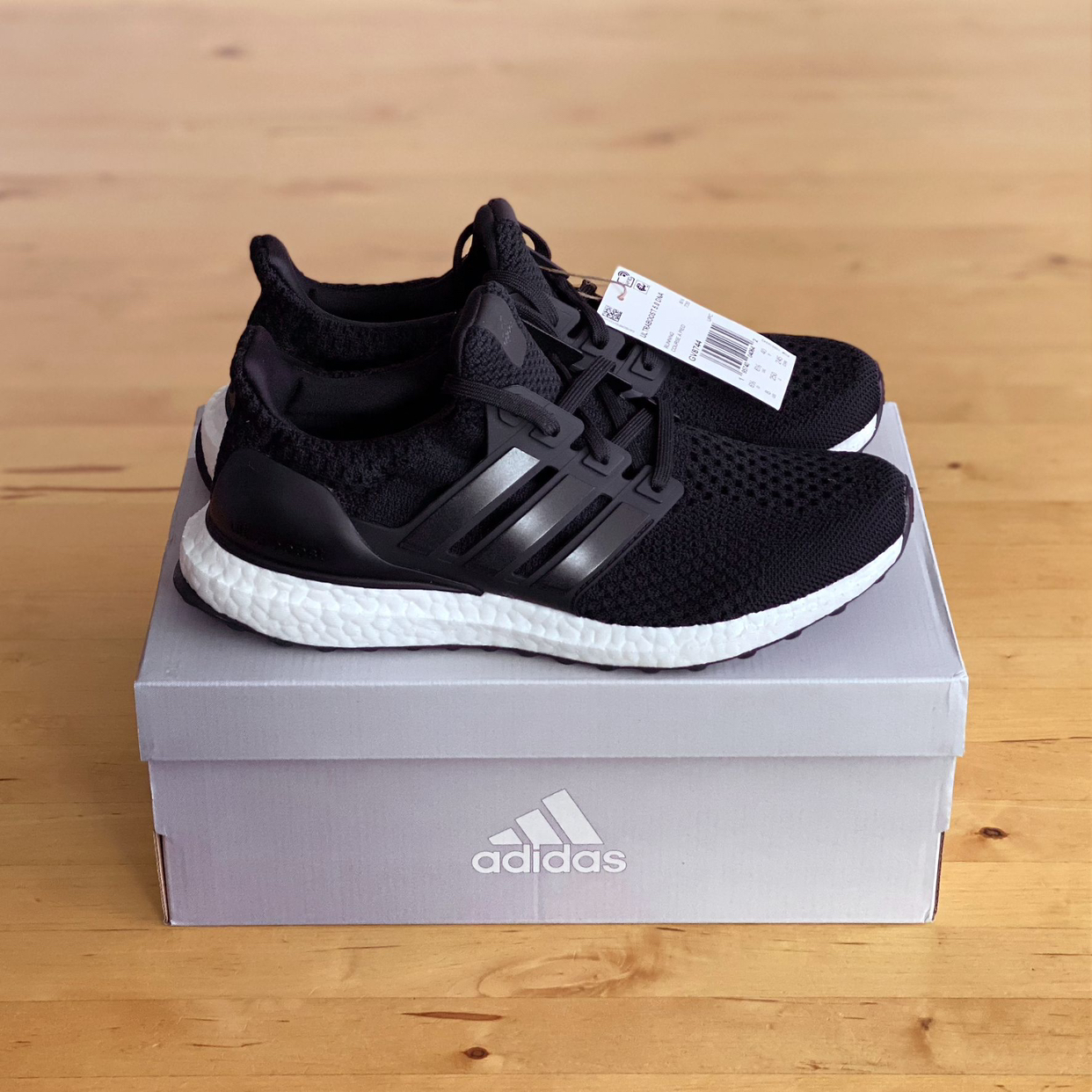 New Adidas Ultraboost 5.0 DNA sz. 8W thumbnail