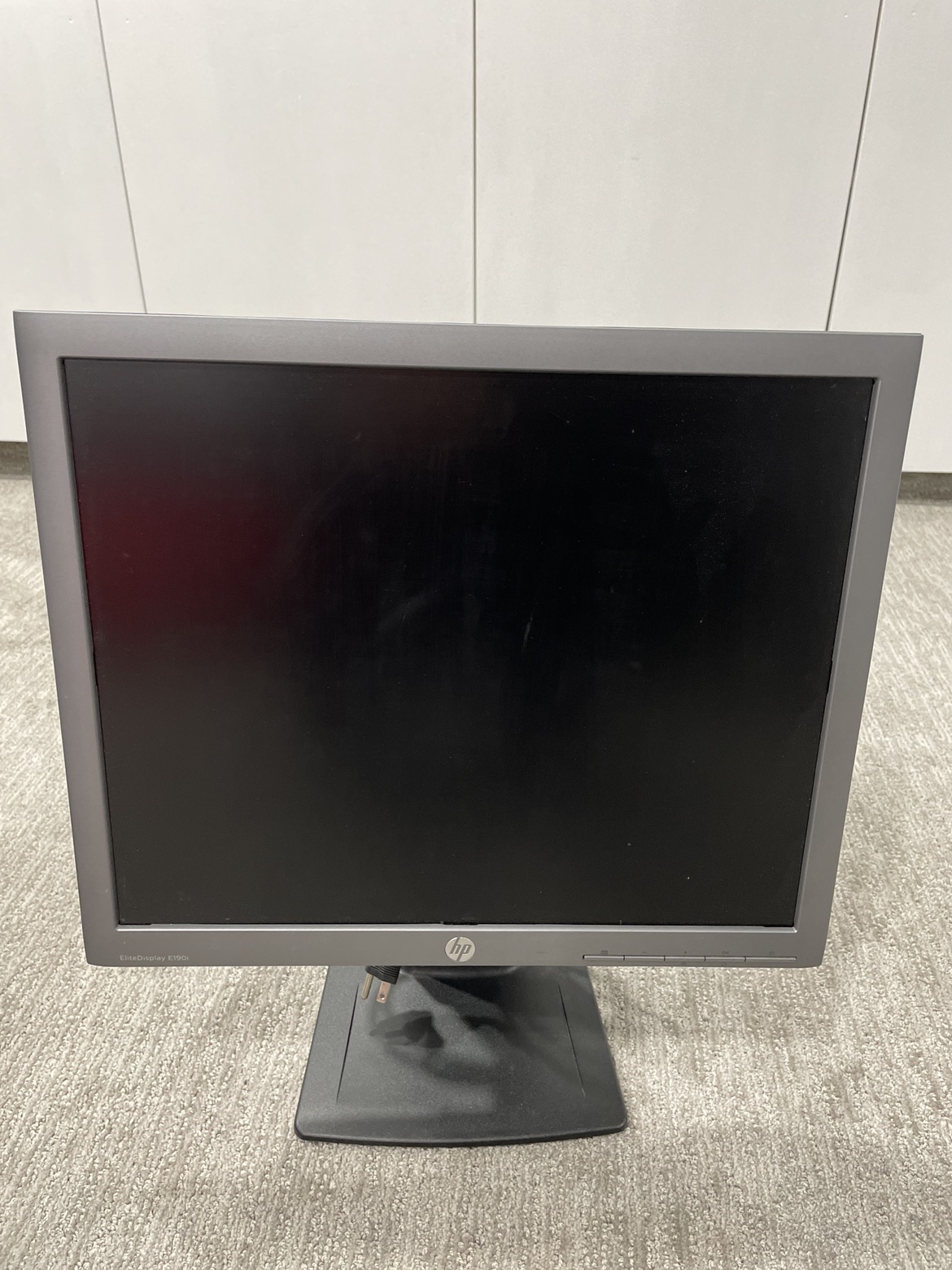 HP Computer Monitor thumbnail