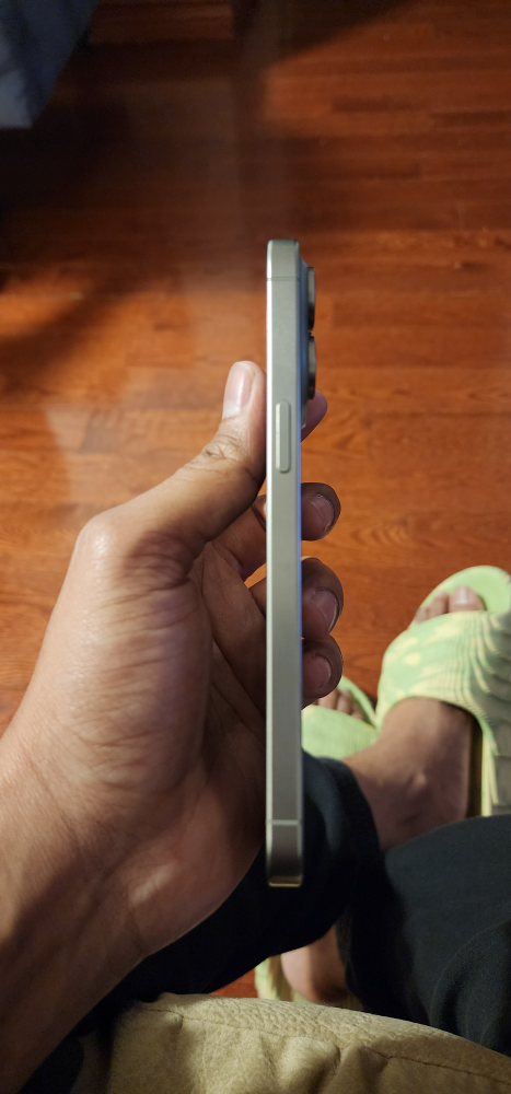iPhone 15 Pro Max 256GB - Natural Titanium Color - photo 3