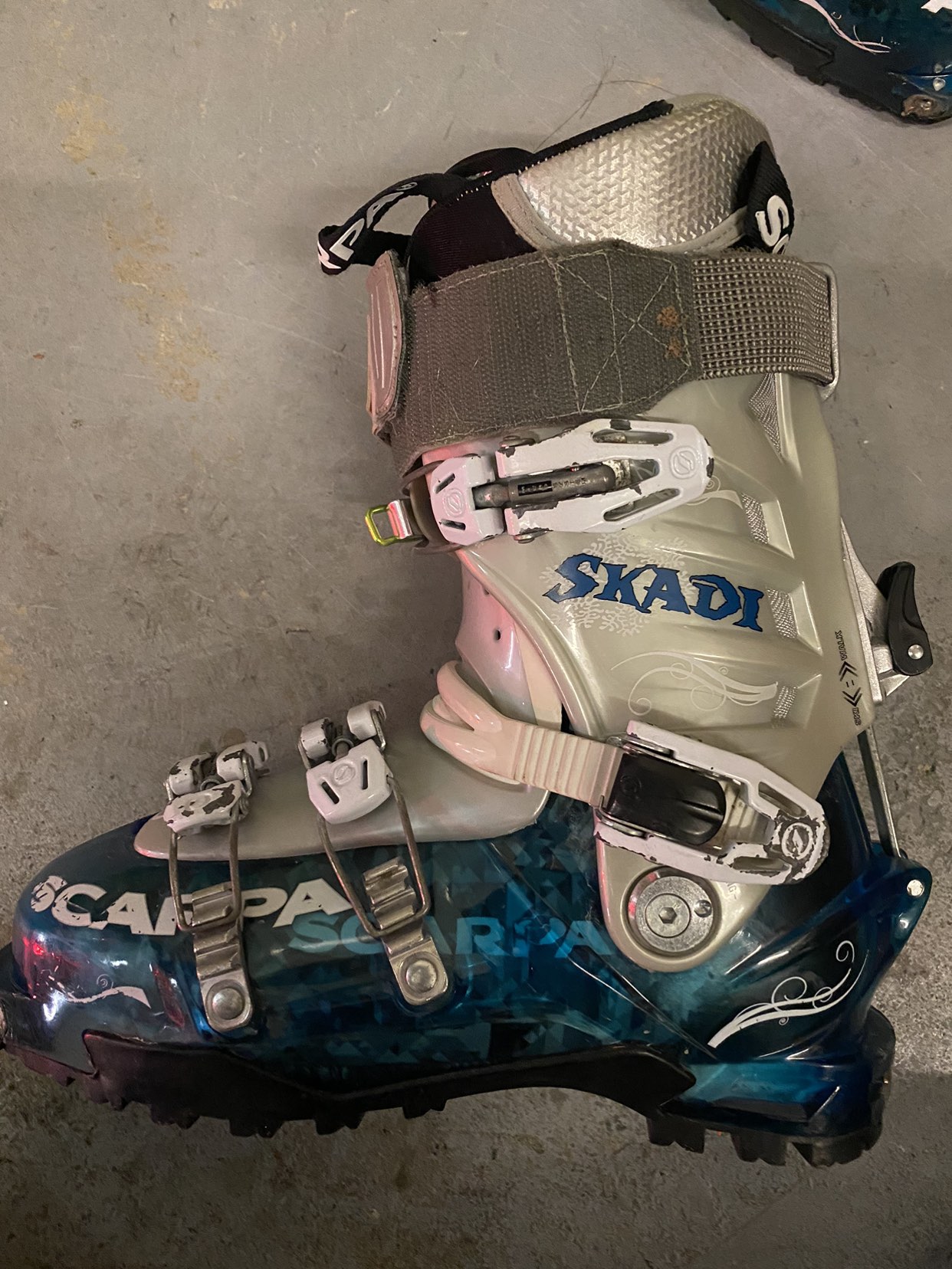 Scarpa Women ski boots image indicator(4)