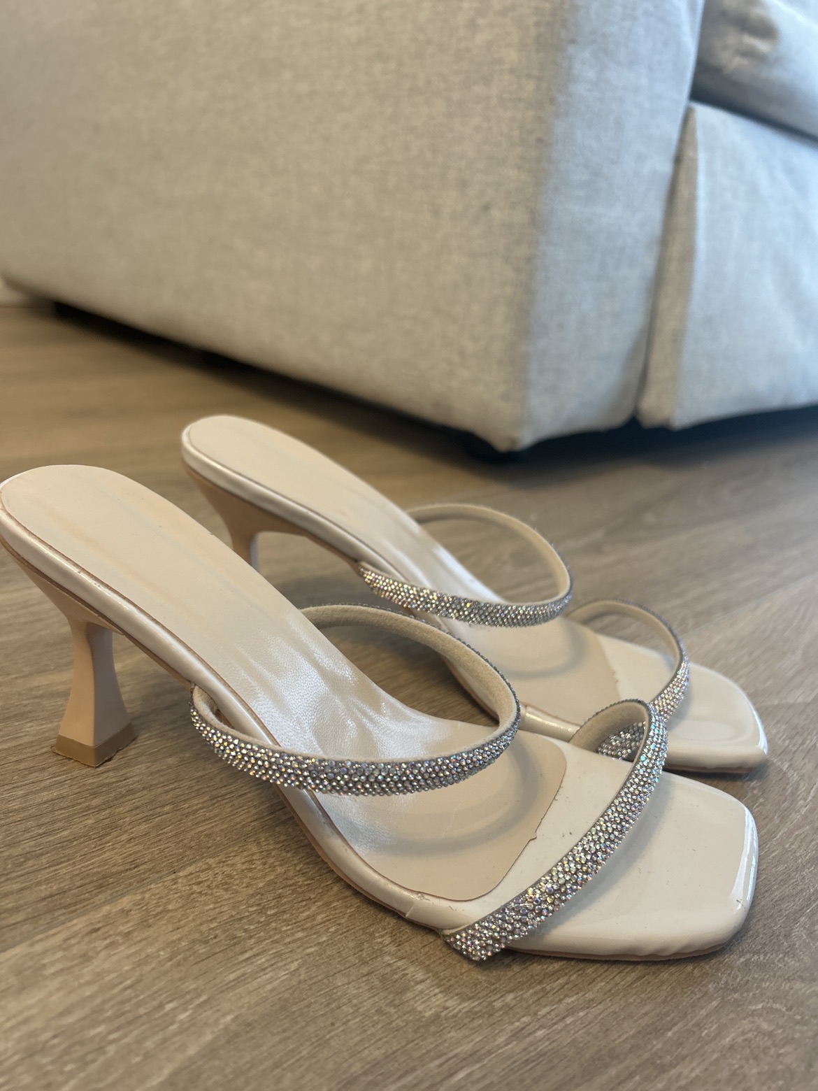 White open toes sandals - photo 3