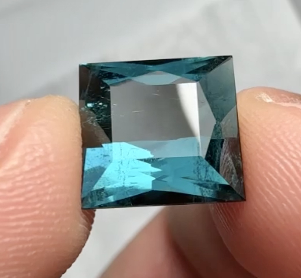 Very rare 6.75carats INDICOLITE TOURMALINE