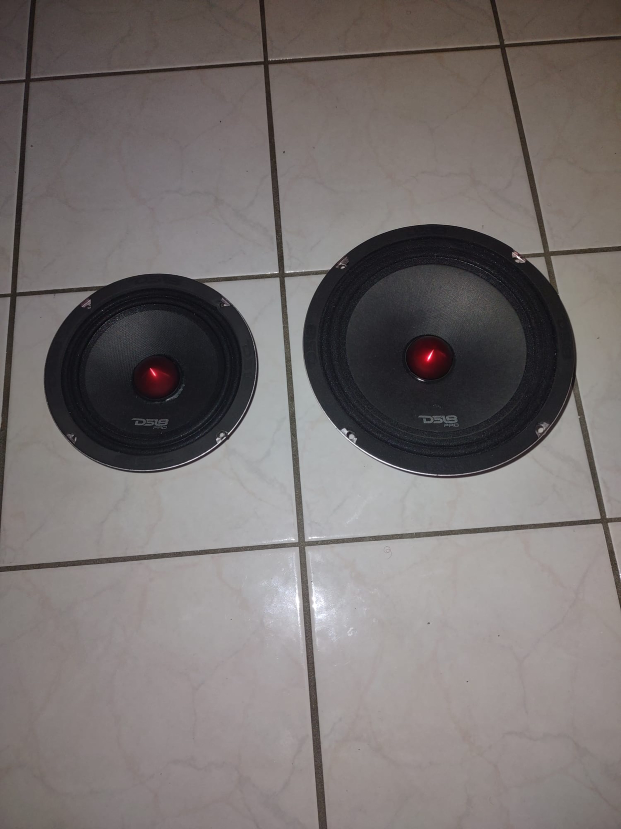 Ds18 Mid-range loud speakers  is 6   800w  8"  and 2  600w  6.5" - photo 3