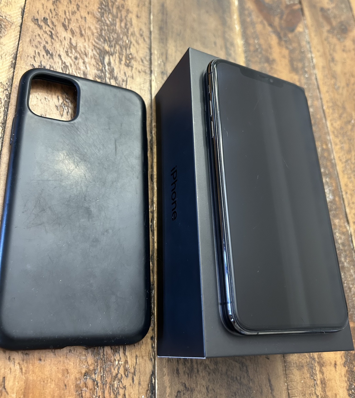 IPhone 11 Pro Max 64GB - photo 3