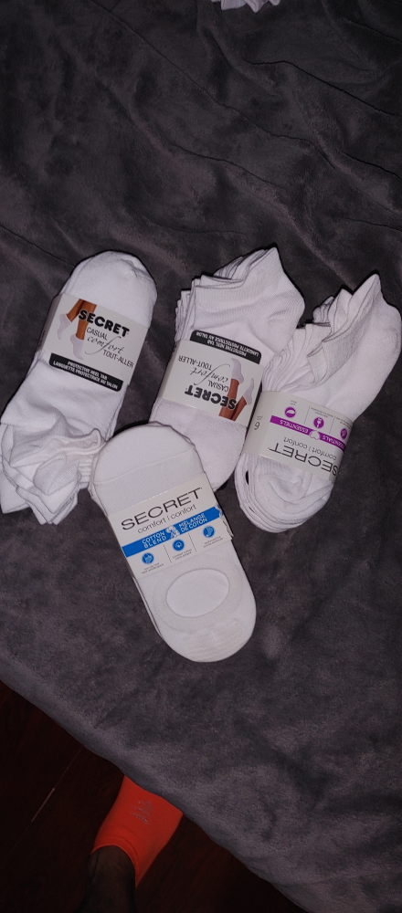 variety of name brand socks image indicator(3)