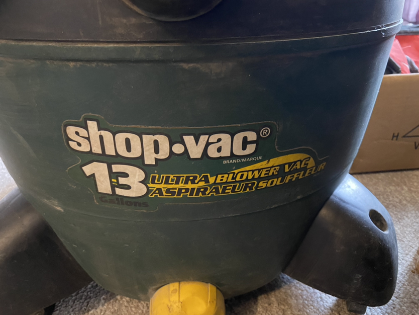 Wet/Dry shop Vac - photo 2