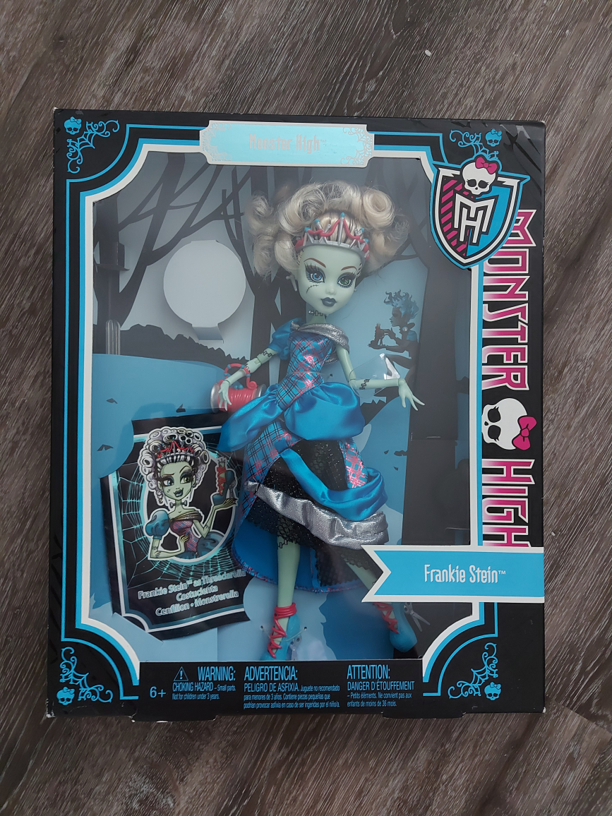 Monster High Scary Tales set of three - NRFB! - photo 4