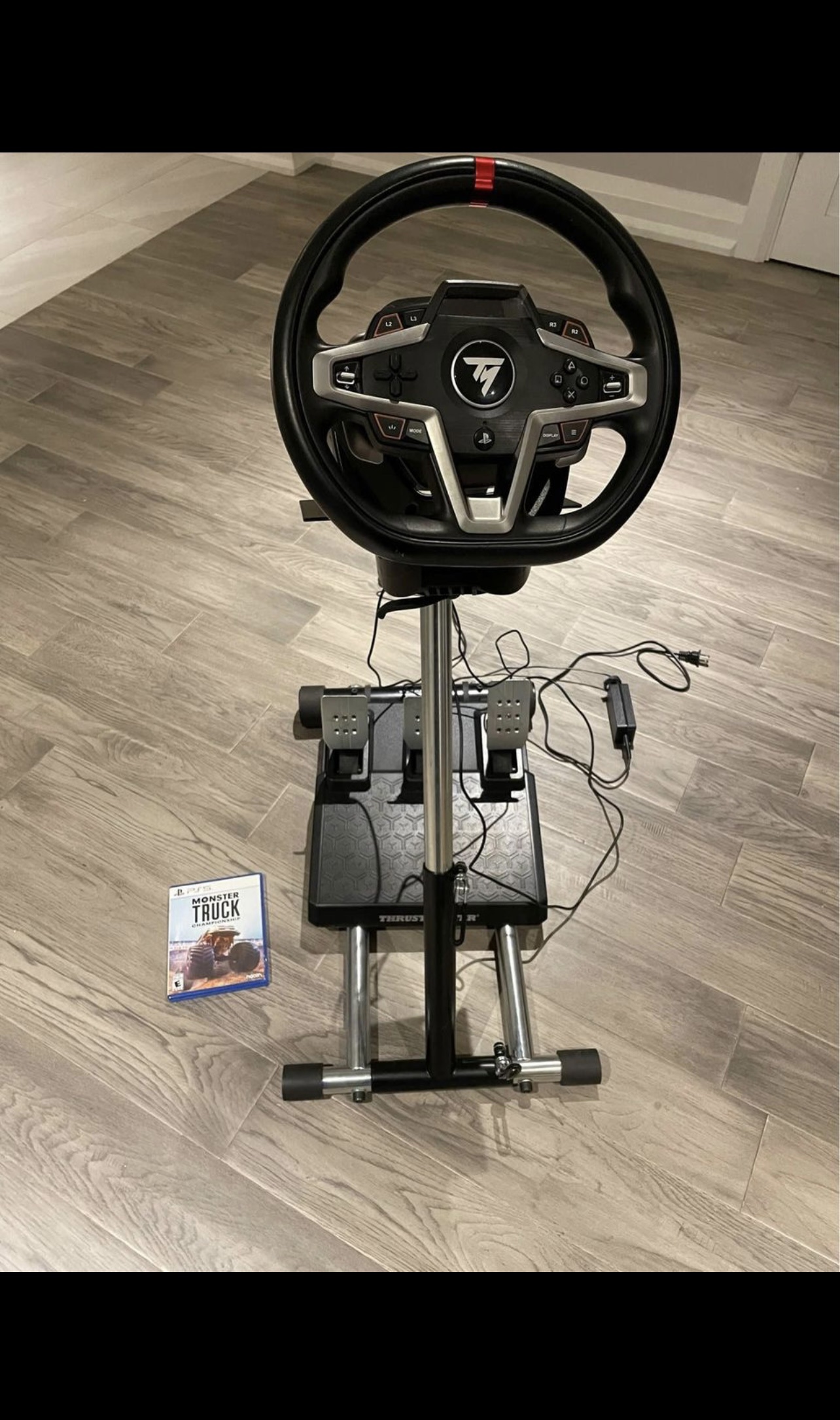 Thrustmaster racing wheel for ps5 with stand - photo 4
