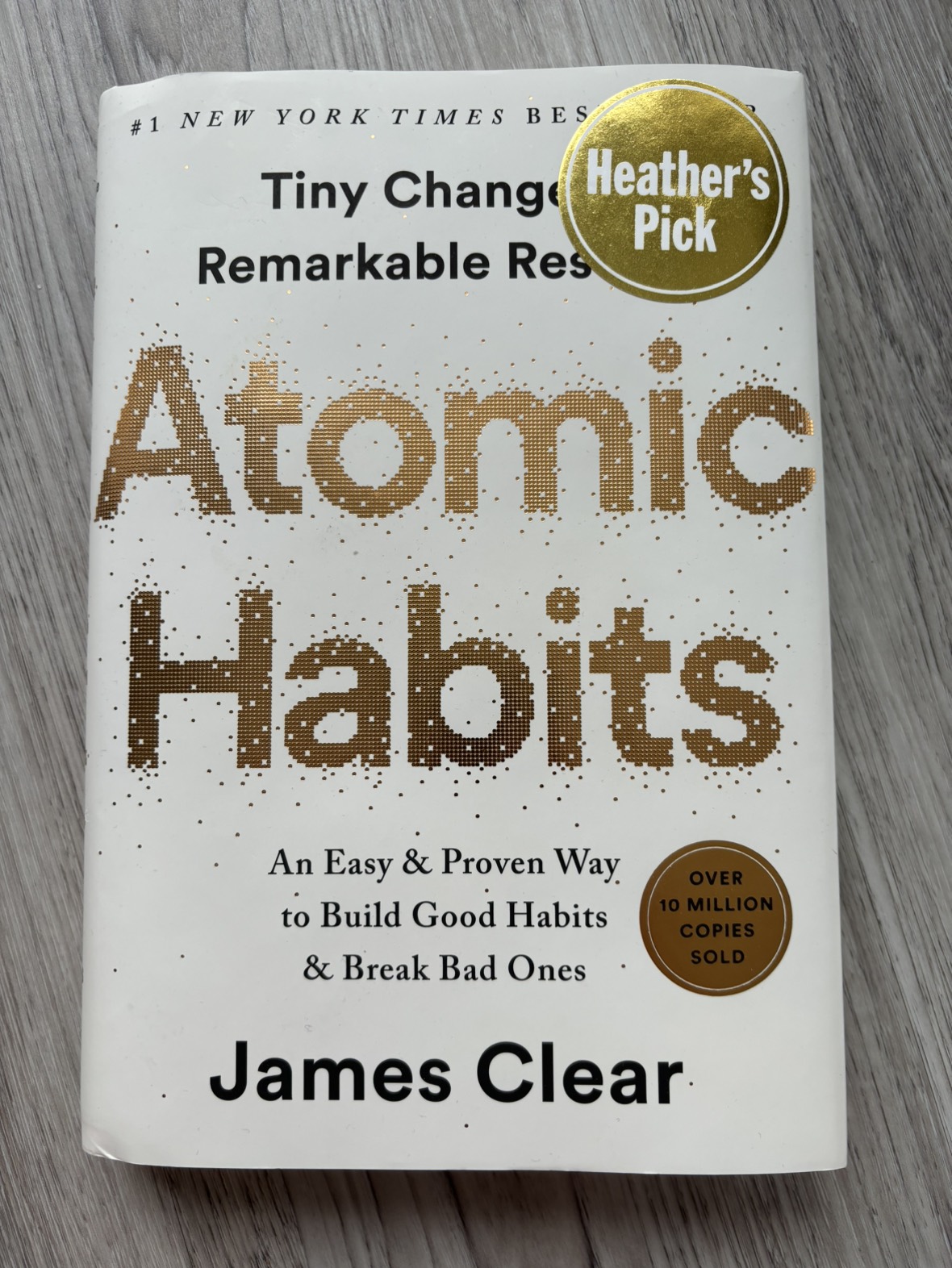 Self-development book: Atomic Habits thumbnail
