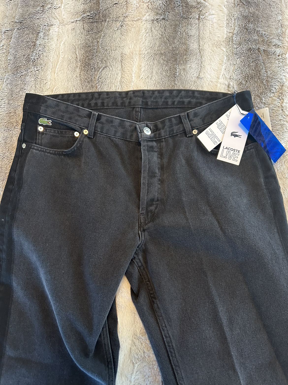 Lacoste men’s jeans image indicator(5)