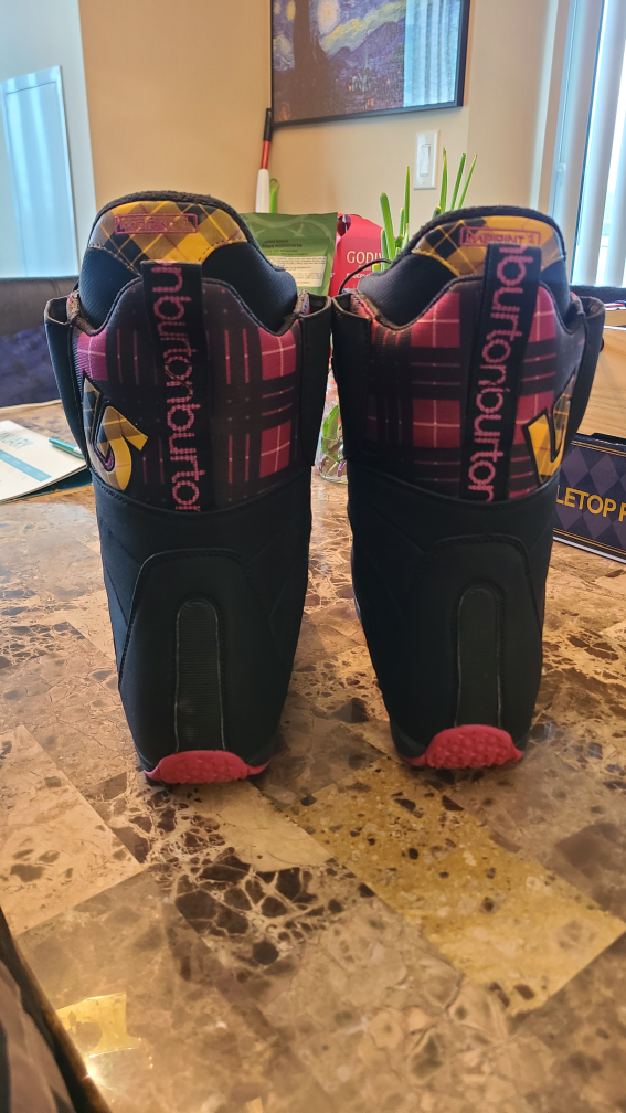 Women's Snowboarding Boots - photo 3
