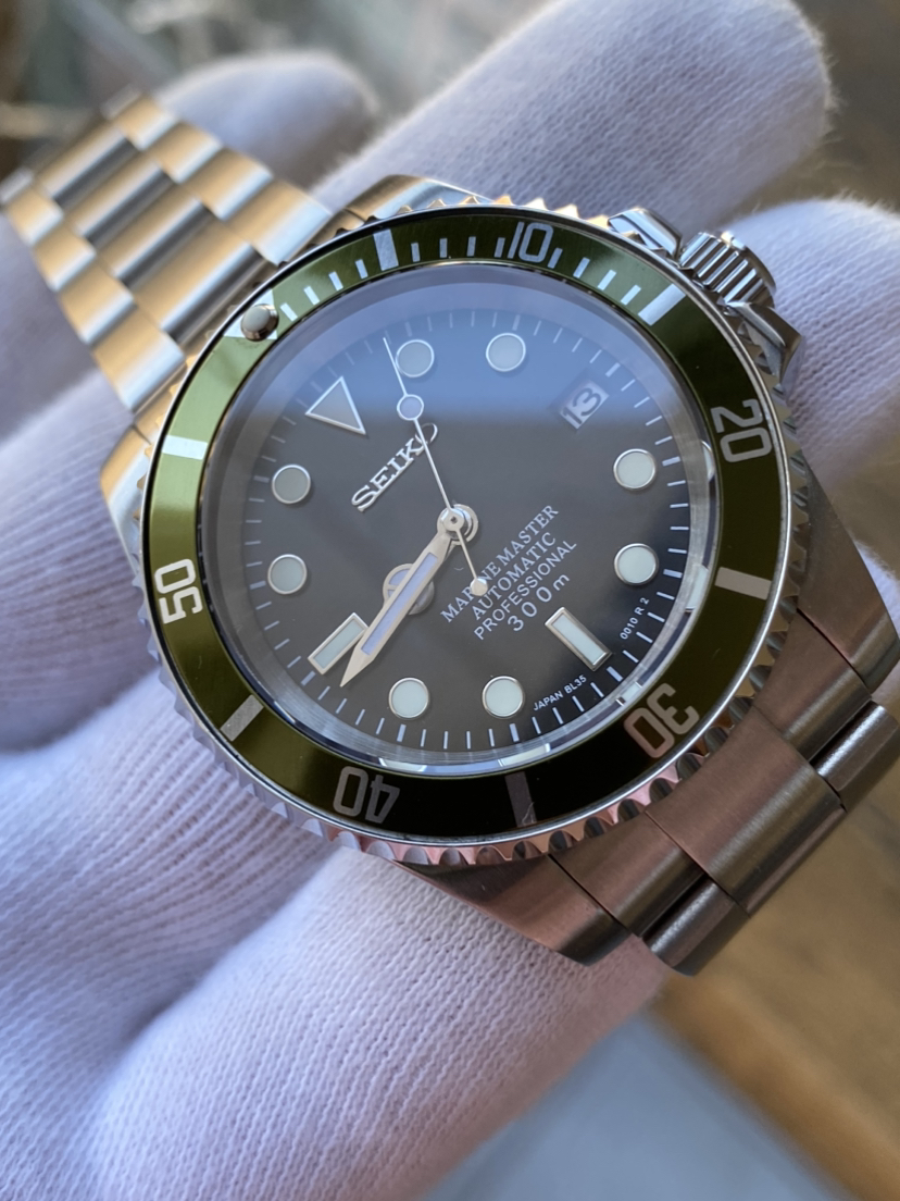 Seiko Custom Mod 40MM NH35a Automatic Dive Watch image indicator(10)