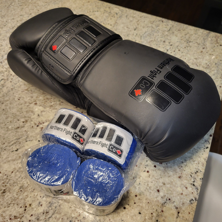 Boxing gloves+ two new hand wraps