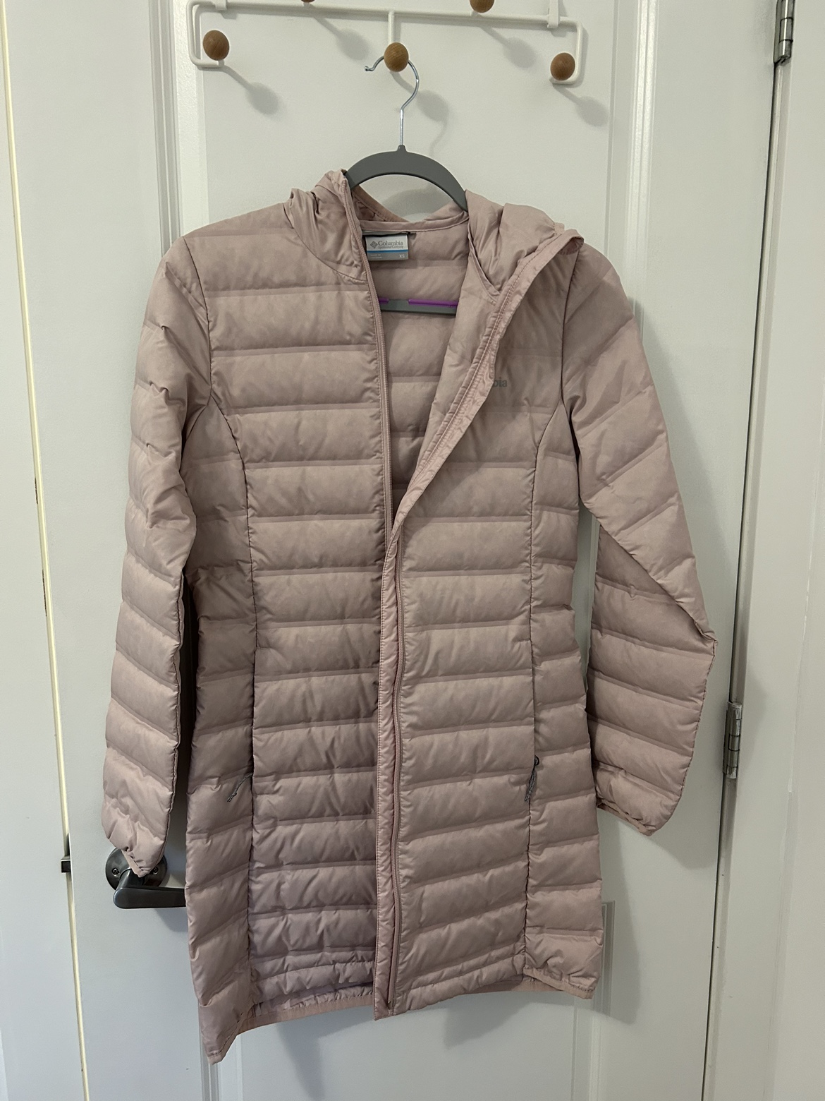 Columbia lightweight down jacket